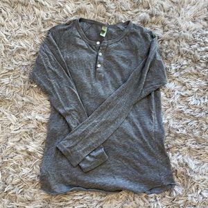 Long sleeve three button Henley light grey